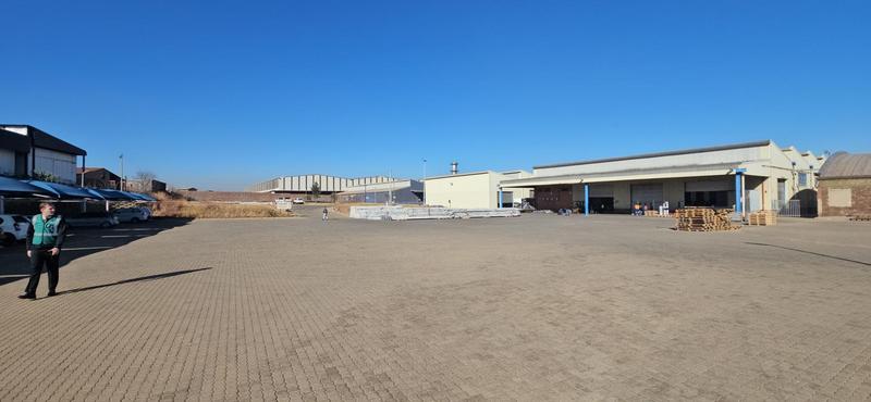 To Let commercial Property for Rent in Clayville Gauteng