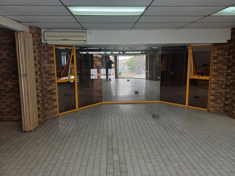 To Let commercial Property for Rent in Hennopspark Gauteng