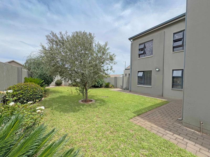 3 Bedroom Property for Sale in Midstream Ridge Gauteng