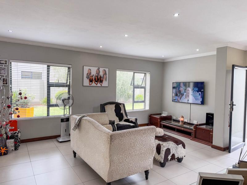 3 Bedroom Property for Sale in Midstream Ridge Gauteng