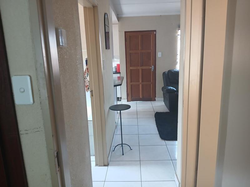 2 Bedroom Property for Sale in Soshanguve VV Gauteng