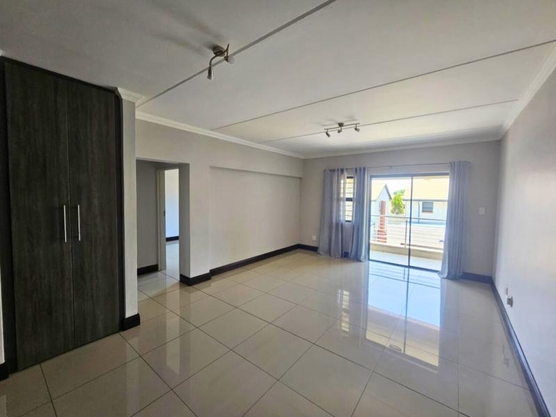 2 Bedroom Property for Sale in Crowthorne Gauteng