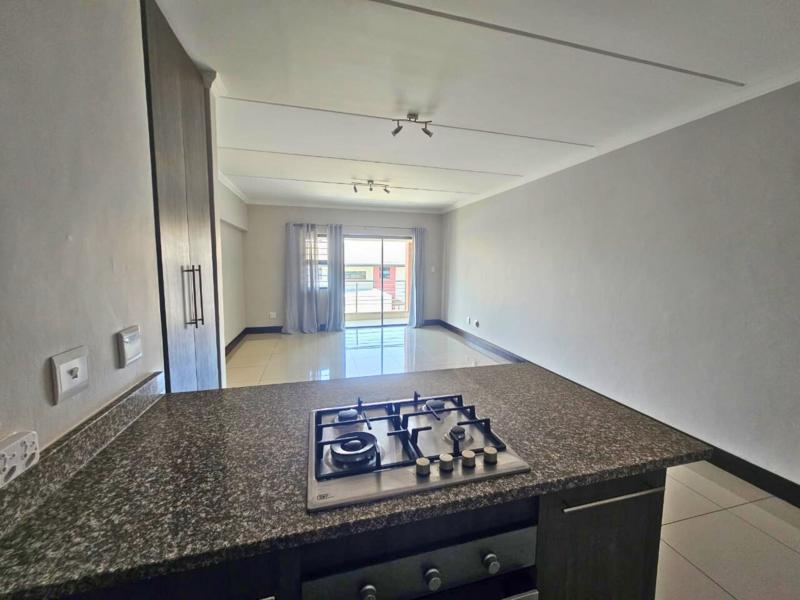 2 Bedroom Property for Sale in Crowthorne Gauteng