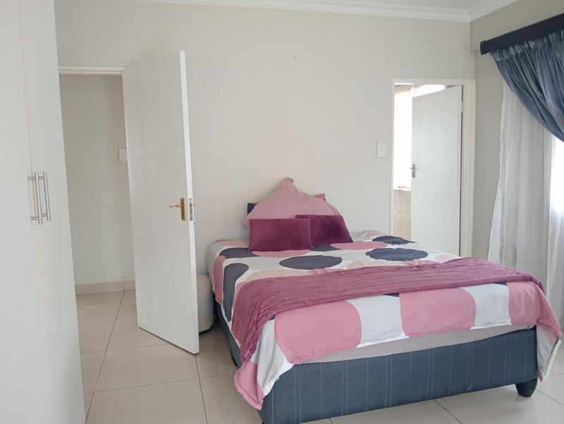 3 Bedroom Property for Sale in Willowbrook Gauteng