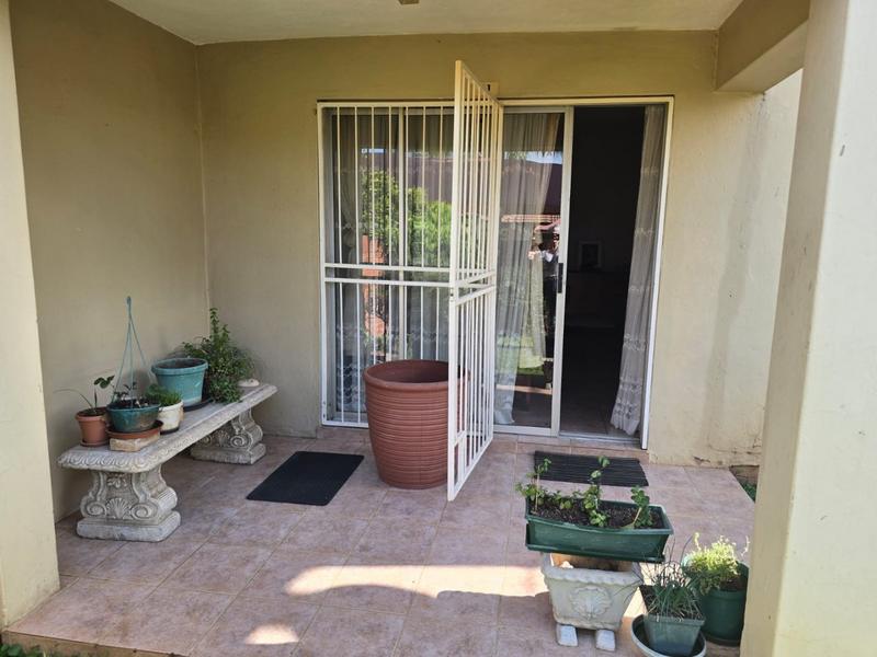 2 Bedroom Property for Sale in Montana Gauteng