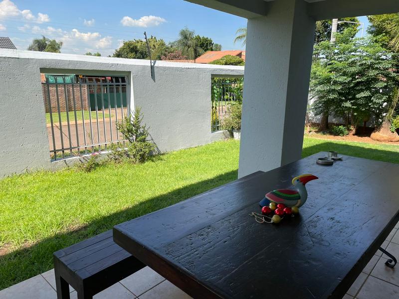 6 Bedroom Property for Sale in Montana Park Gauteng