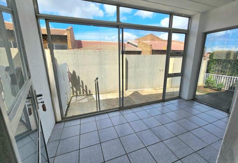 3 Bedroom Property for Sale in Meyersdal Gauteng