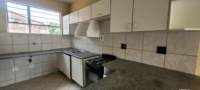 2 Bedroom Property for Sale in New Redruth Gauteng