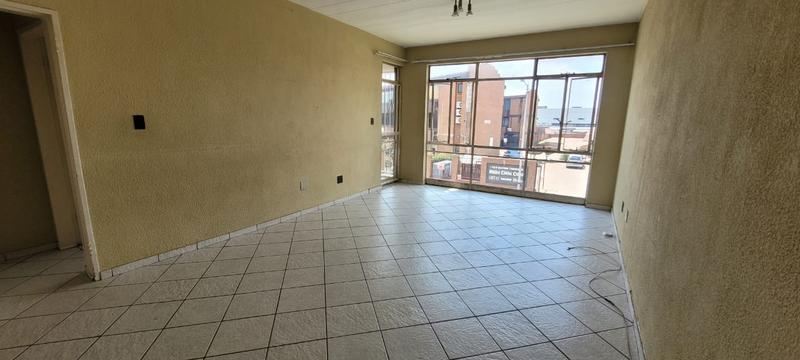 2 Bedroom Property for Sale in New Redruth Gauteng