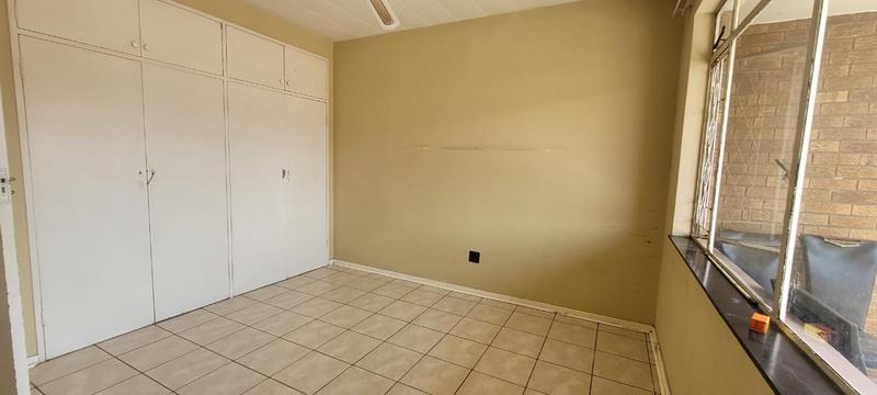 2 Bedroom Property for Sale in New Redruth Gauteng