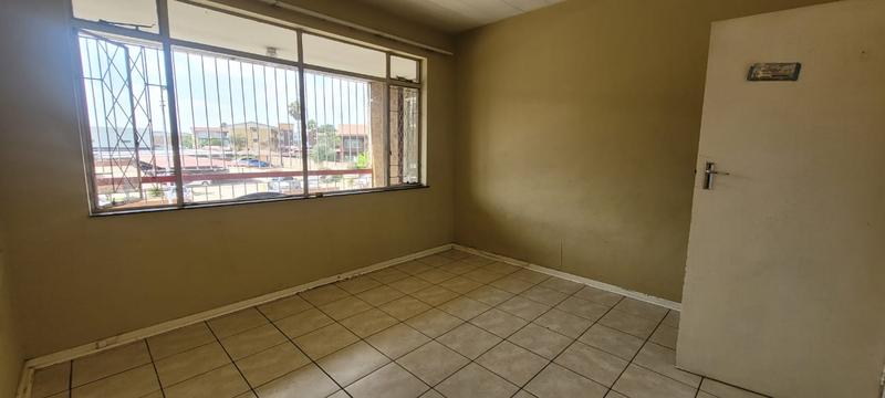 2 Bedroom Property for Sale in New Redruth Gauteng