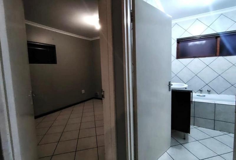 2 Bedroom Property for Sale in Meyersdal Estate Gauteng