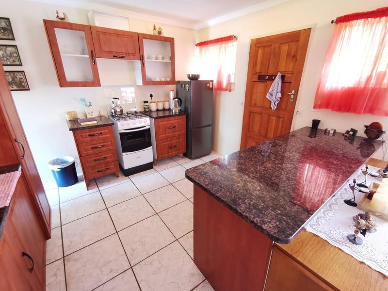 9 Bedroom Property for Sale in Homestead Apple Orchards Gauteng