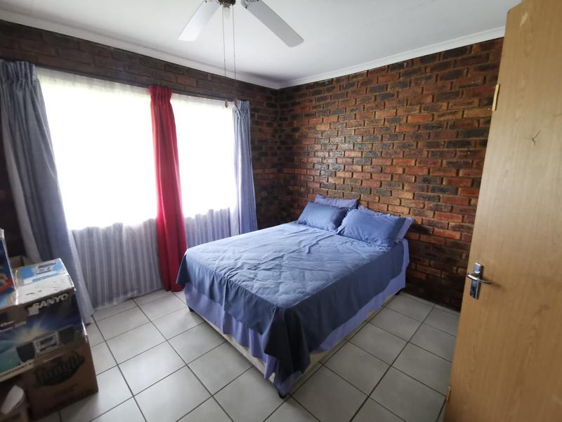 9 Bedroom Property for Sale in Homestead Apple Orchards Gauteng