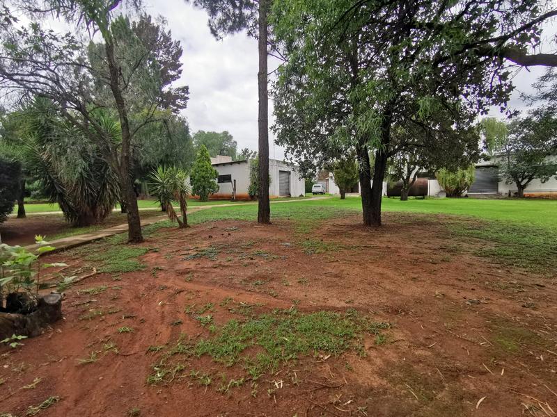 9 Bedroom Property for Sale in Homestead Apple Orchards Gauteng