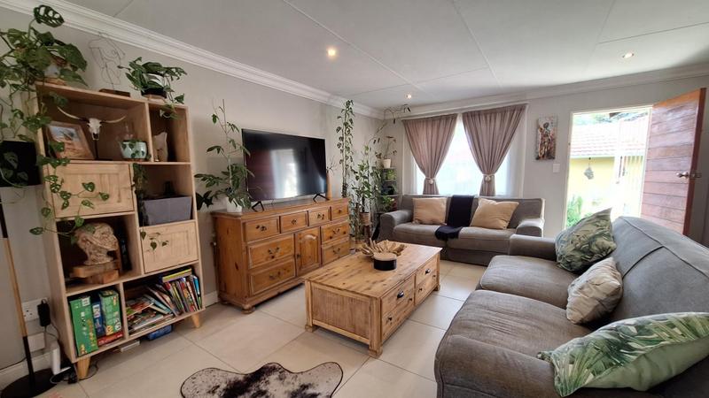 3 Bedroom Property for Sale in Garsfontein Gauteng