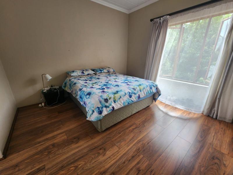 2 Bedroom Property for Sale in Sunninghill Gauteng