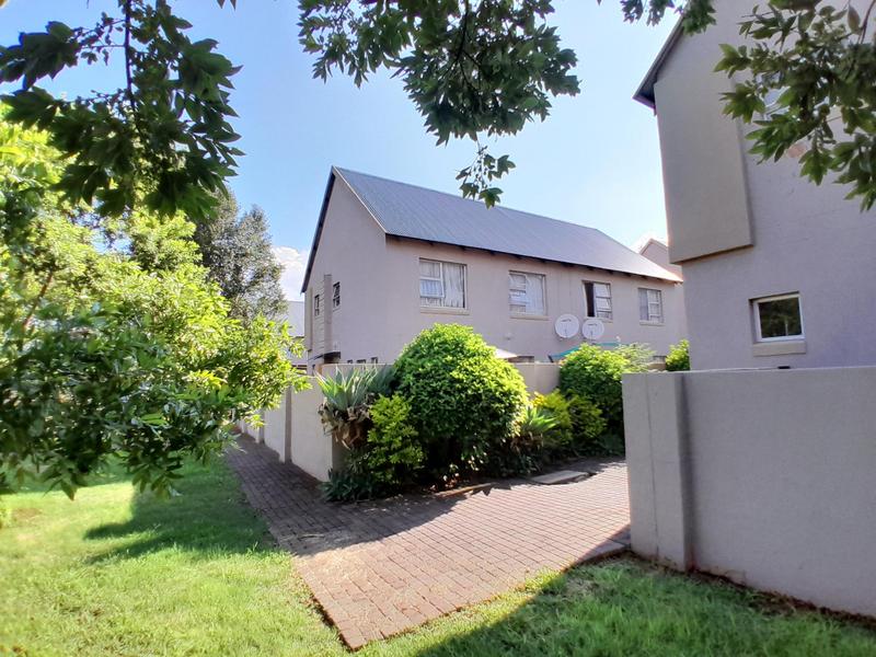 To Let 3 Bedroom Property for Rent in Eldo Lakes Estate Gauteng