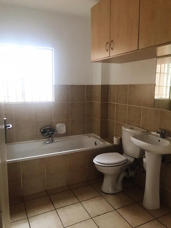 2 Bedroom Property for Sale in Valhalla Gauteng