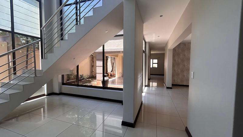 To Let 4 Bedroom Property for Rent in Bedfordview Gauteng