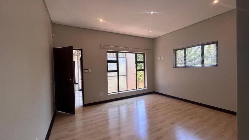 To Let 4 Bedroom Property for Rent in Bedfordview Gauteng