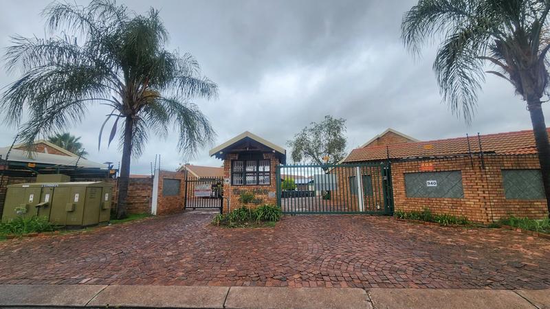 2 Bedroom Property for Sale in Annlin Gauteng