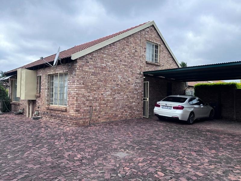 2 Bedroom Property for Sale in Annlin Gauteng