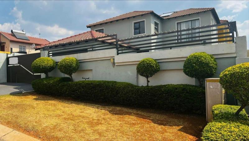 4 Bedroom Property for Sale in Atteridgeville Gauteng