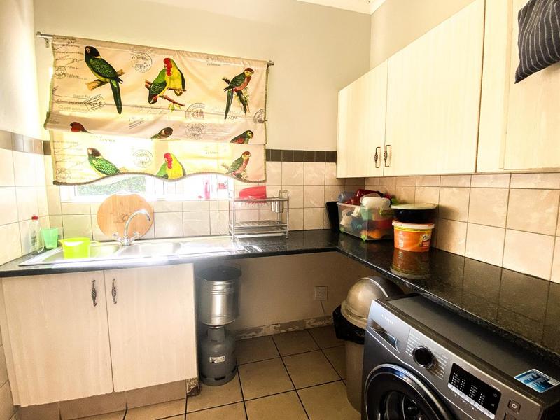 2 Bedroom Property for Sale in Magalieskruin Gauteng