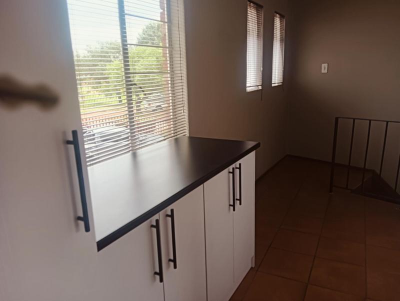 2 Bedroom Property for Sale in Freeway Park Gauteng