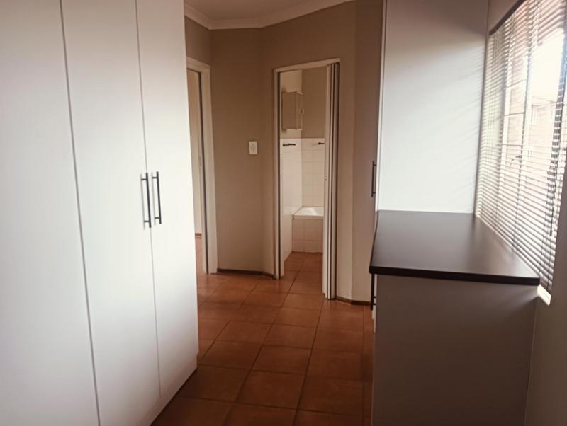 2 Bedroom Property for Sale in Freeway Park Gauteng