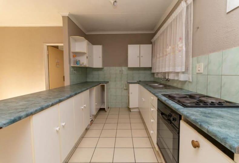 To Let 1 Bedroom Property for Rent in Bonaero Park Gauteng