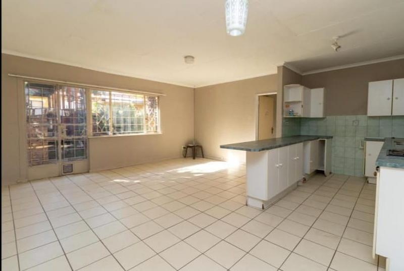 To Let 1 Bedroom Property for Rent in Bonaero Park Gauteng