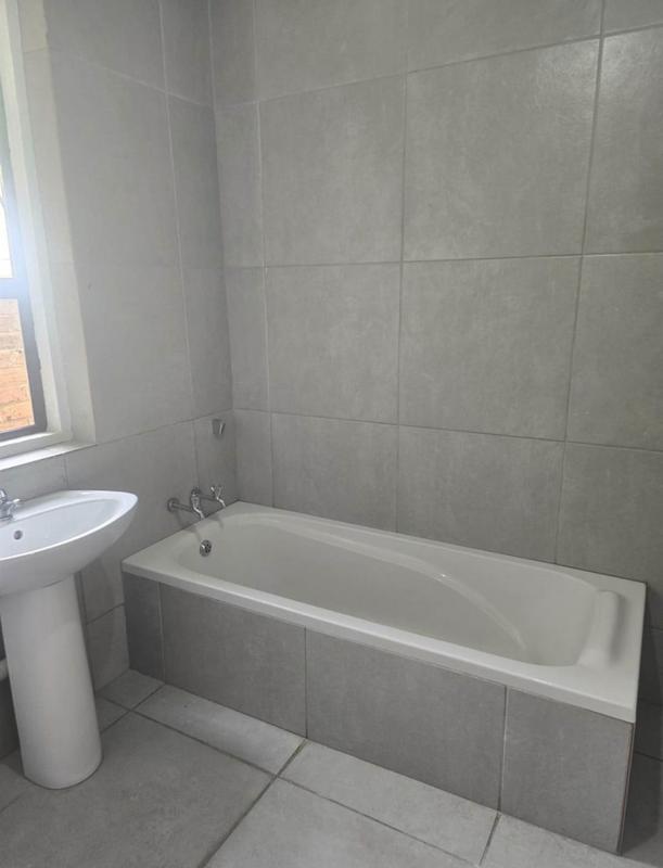 To Let 2 Bedroom Property for Rent in Kensington Gauteng