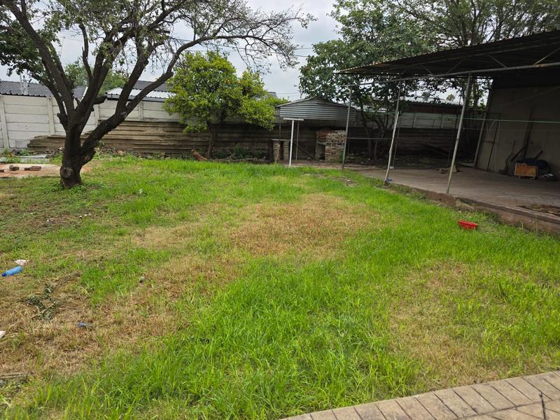 To Let 6 Bedroom Property for Rent in Elsburg Gauteng