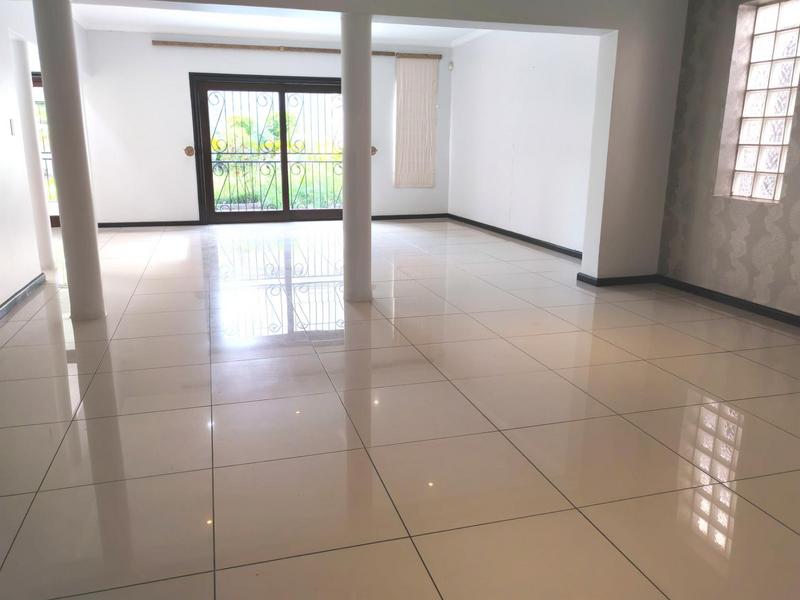 To Let 4 Bedroom Property for Rent in Craigavon Gauteng