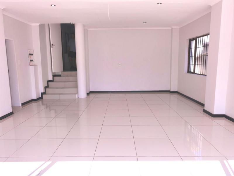 To Let 4 Bedroom Property for Rent in Craigavon Gauteng