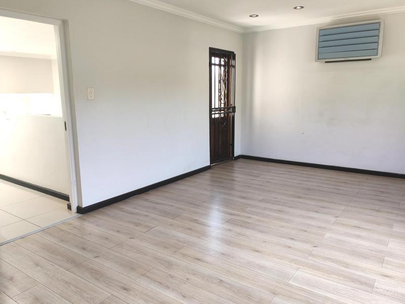 To Let 4 Bedroom Property for Rent in Craigavon Gauteng