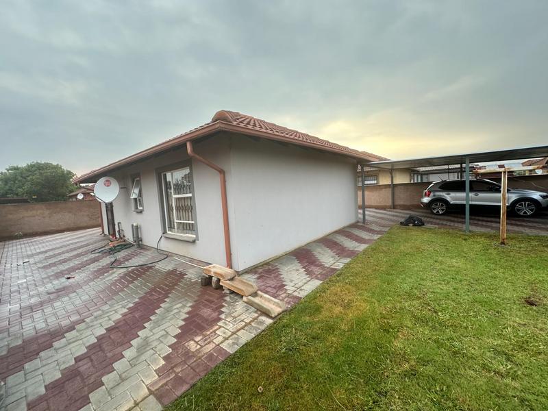 To Let 3 Bedroom Property for Rent in The Orchards Gauteng