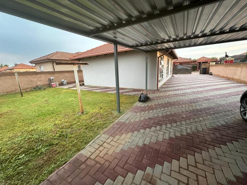 To Let 3 Bedroom Property for Rent in The Orchards Gauteng