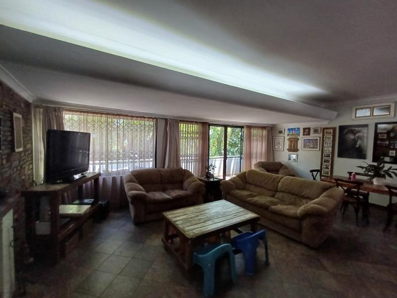 4 Bedroom Property for Sale in Florida Hills Gauteng