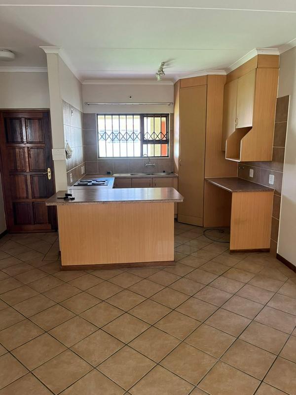 To Let 2 Bedroom Property for Rent in Woodmead Gauteng