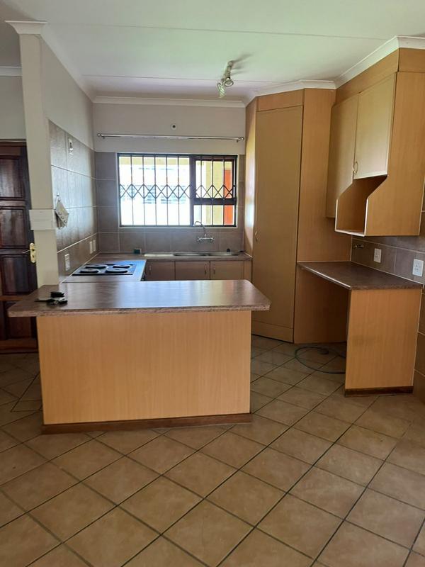 To Let 2 Bedroom Property for Rent in Woodmead Gauteng