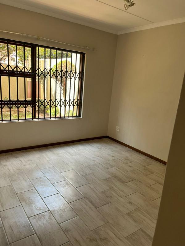 To Let 2 Bedroom Property for Rent in Woodmead Gauteng