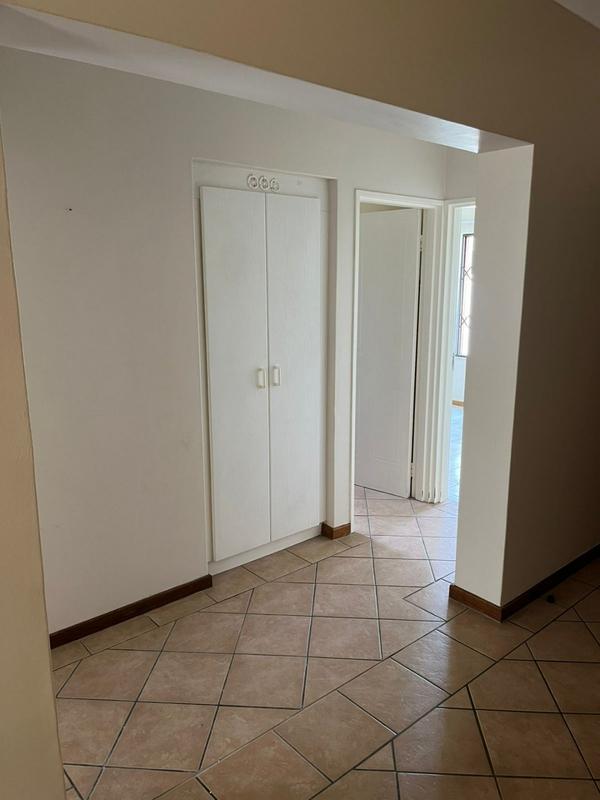 To Let 2 Bedroom Property for Rent in Woodmead Gauteng