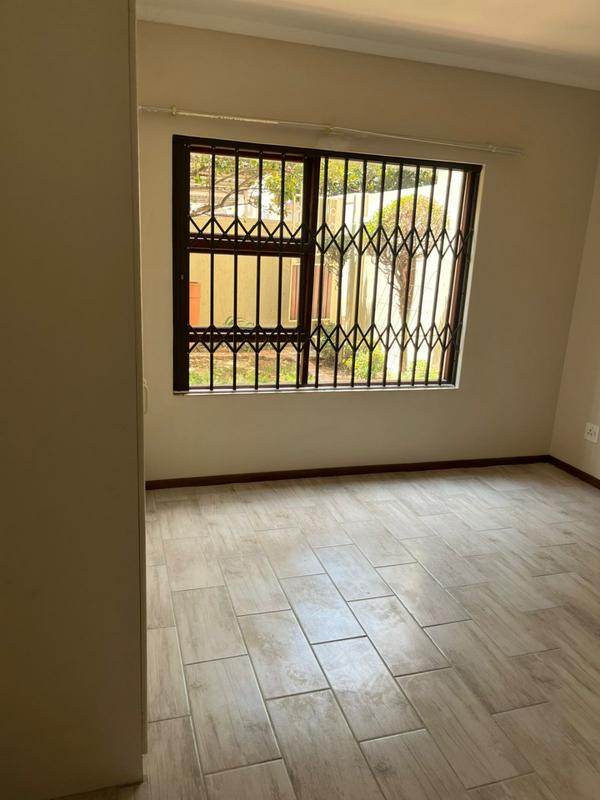 To Let 2 Bedroom Property for Rent in Woodmead Gauteng