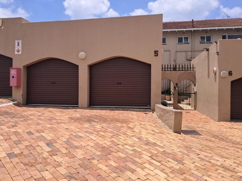 3 Bedroom Property for Sale in Lyndhurst Gauteng