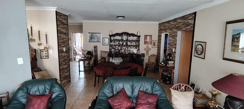 3 Bedroom Property for Sale in Vanderbijlpark SE 8 Gauteng