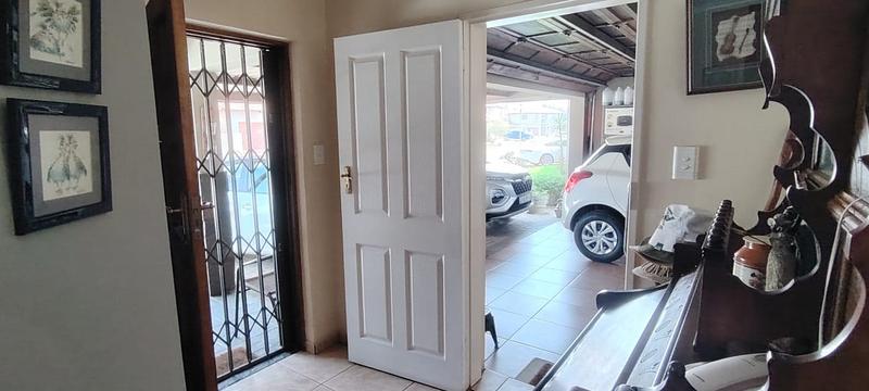 3 Bedroom Property for Sale in Vanderbijlpark SE 8 Gauteng