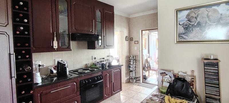 3 Bedroom Property for Sale in Vanderbijlpark SE 8 Gauteng